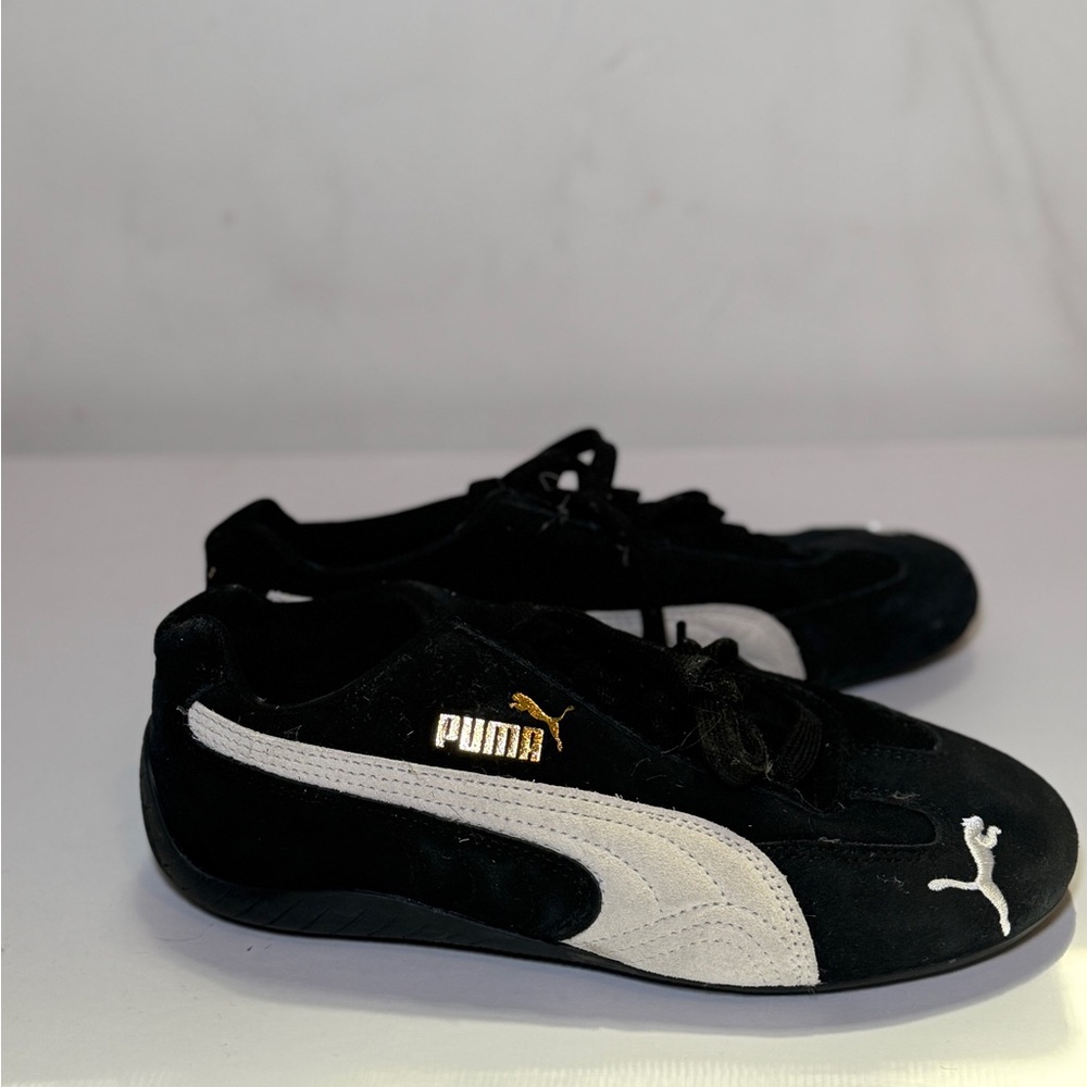 Puma Black and White Speed cat Sneakers Classic Design